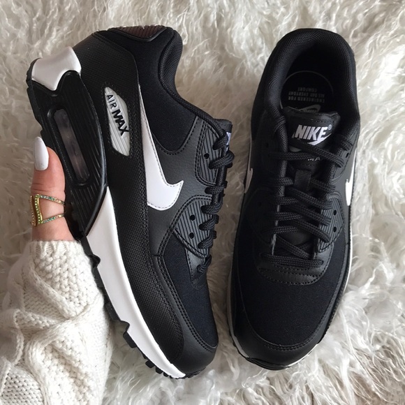 NWT Nike Air Max 90 Black - Picture 3 of 7